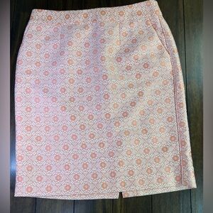 Banana Republic Textured Peach/Cream Pencil Skirt - Knee Length- Size:10